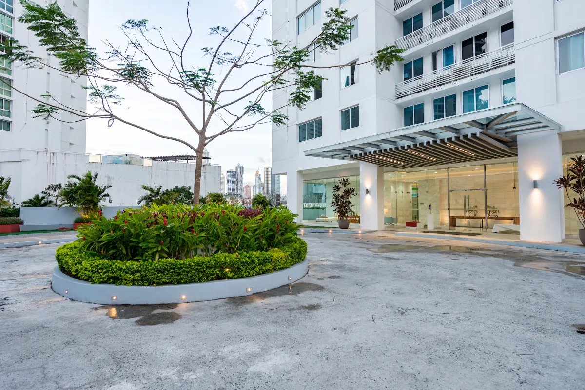 Luxury and Spaciousness in Edison Park Pacific Park Towers (162m²) – $409,500