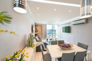 Lujo y Amplitud en Edison Park  Pacific Park Towers (162m²) – $409,500