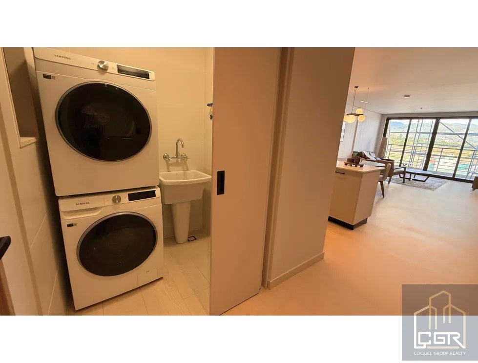 APARTMENT FOR SALE IN PINOALTO PH BOQUETE