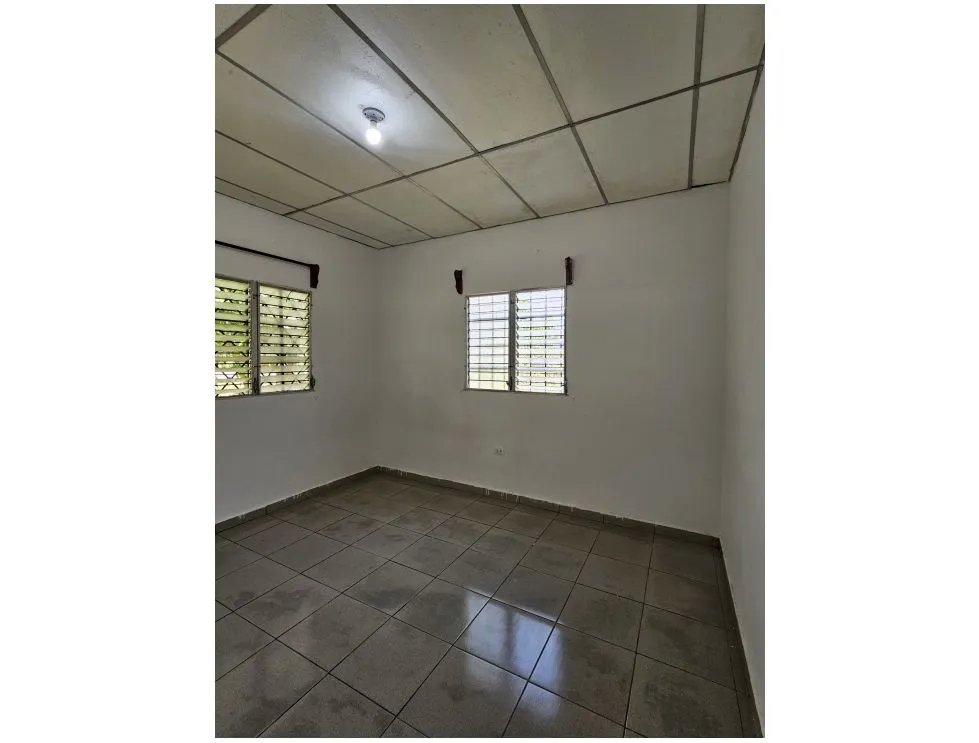 Alquiler de Casa en Villa rosa, Chitré Herrera. MB
