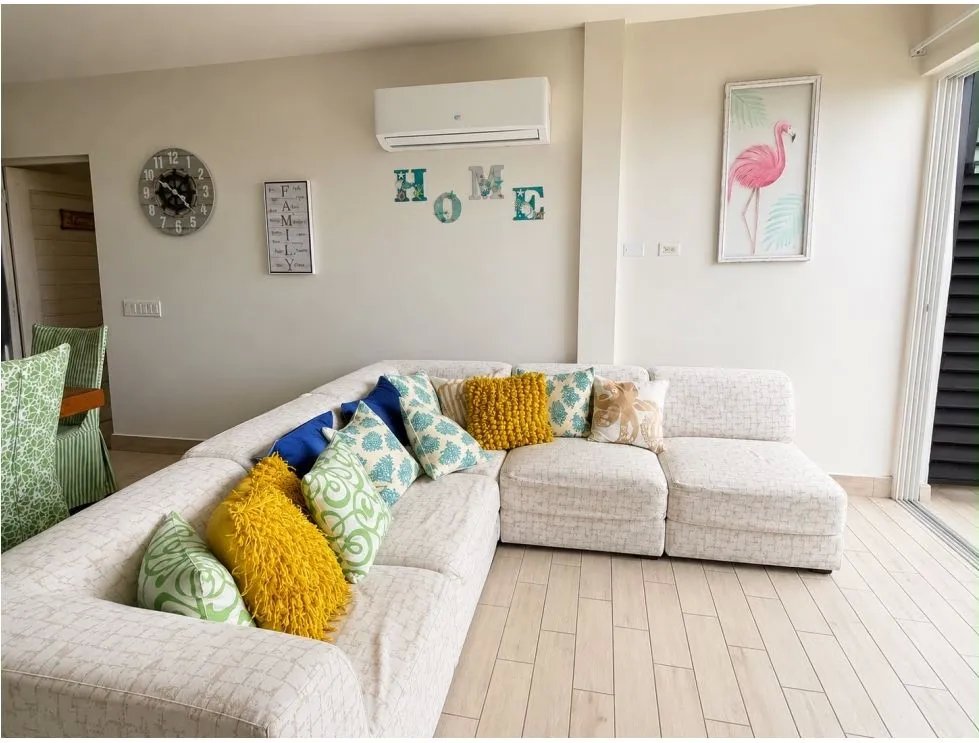 Venta de Apartamento en Playa Caracol con Vista al Mar