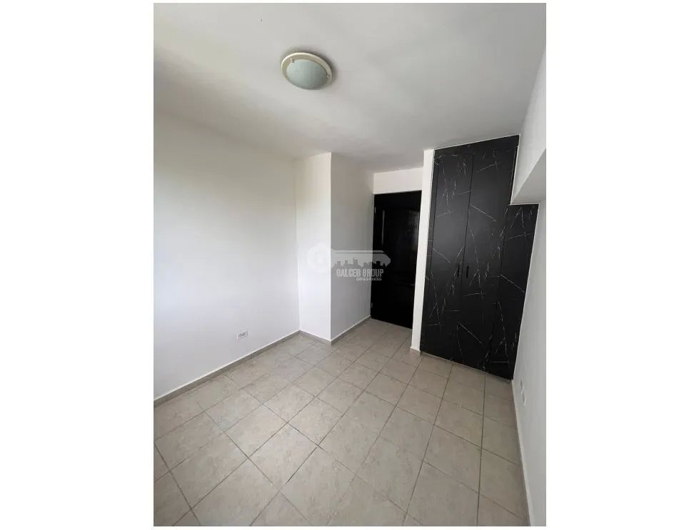 SE VENDE APARTAMENTO EN PH MALLORCA PARK GARDENS 2 DE 3 HABITACIONES