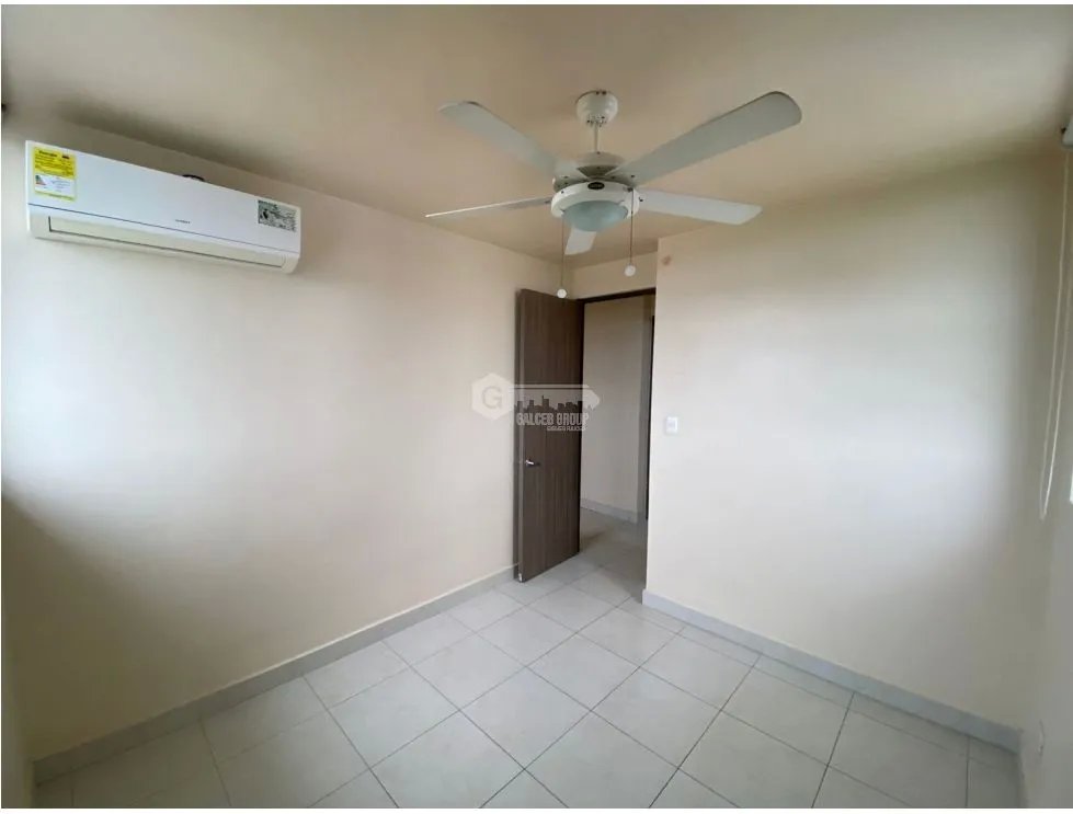 SE VENDE APARTAMENTO EN TORRES DE CANTABRIA 80 M2 CON PISCINA