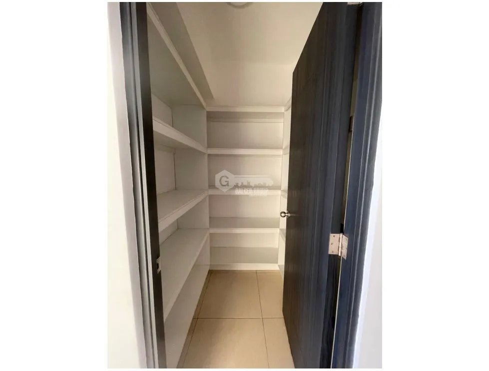 SE VENDE APARTAMENTO EN VISTAMAR  LAS OLAS  DE 3 HABITACION