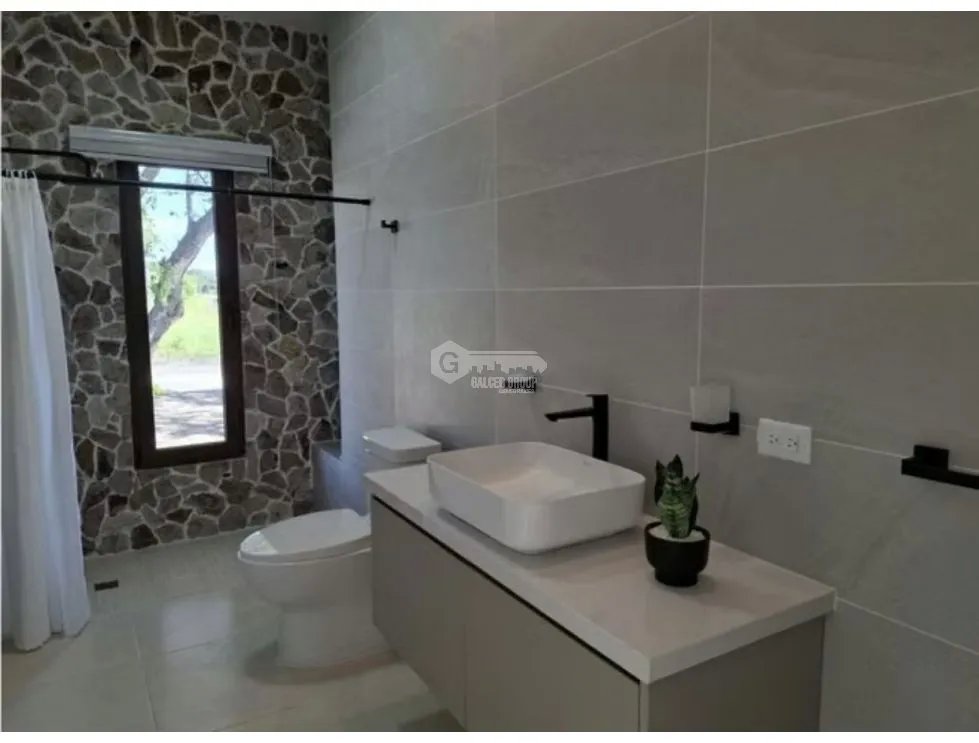 FOR RENT: HOUSE IN CHAME 1110M² 3 BEDROOMS FURNISHED WITH POOL