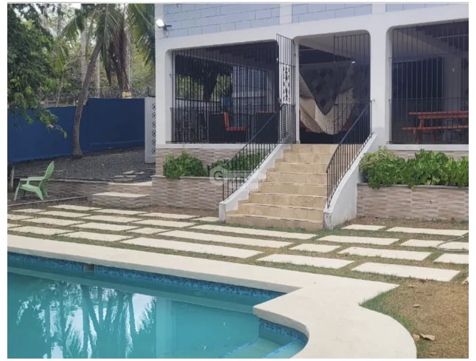 NUEVA GORGONA / 3 HABITACIONIONES / 1150 M2 / 5 PARKING / PISCINA