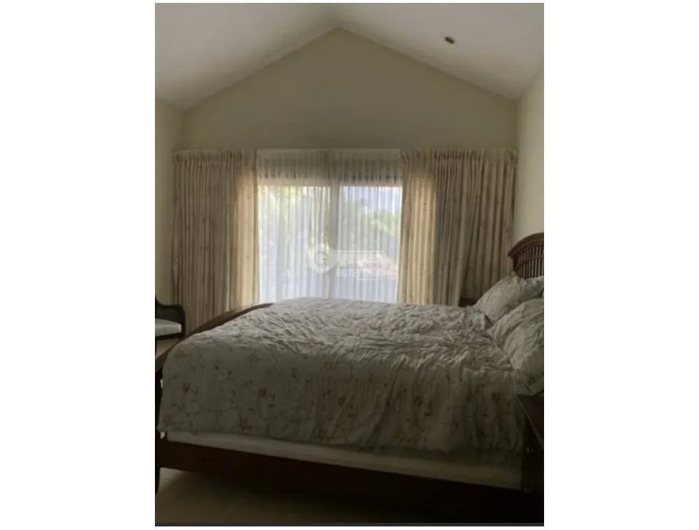 HOUSE FOR SALE IN BUENAVENTURA 400 M2 WITH POOL CLOSE TO THE BEACH