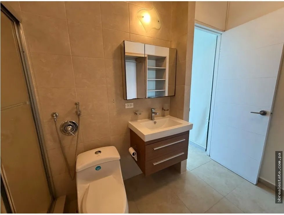 Venta de Apartamento en PH H2O, Av. Balboa