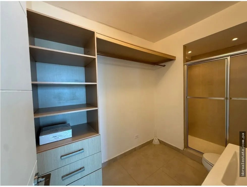 Venta de Apartamento en PH H2O, Av. Balboa