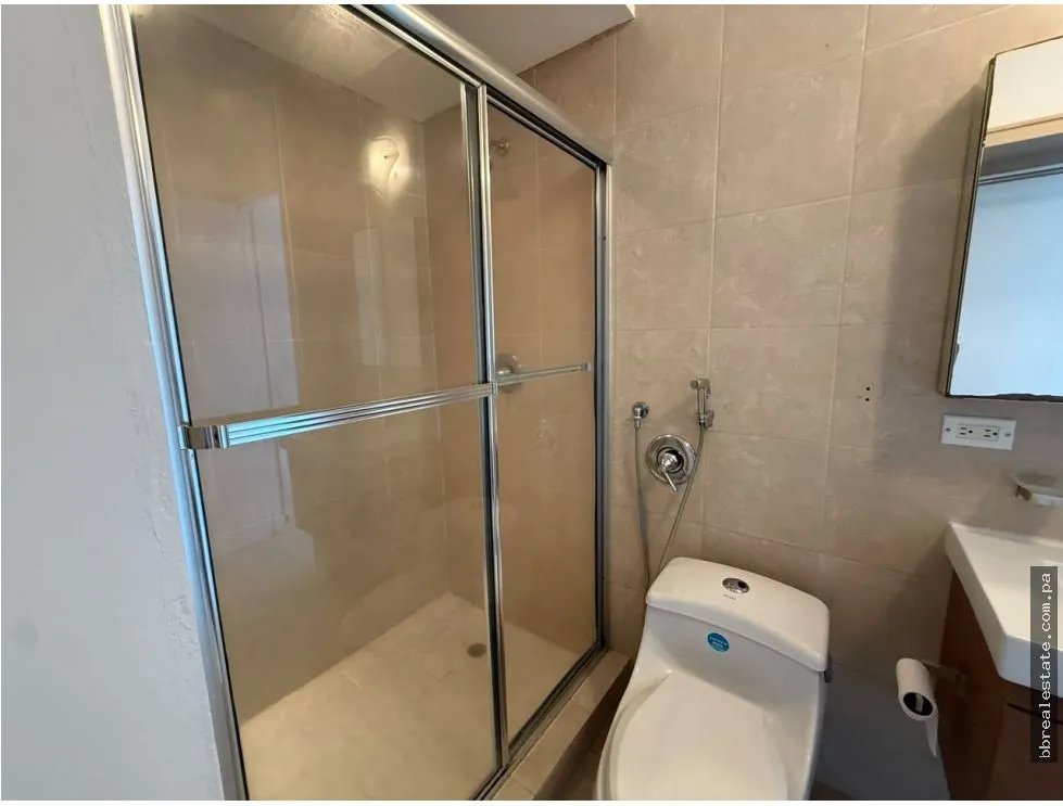 Alquiler de Apartamento Amoblado en PH H2O, Av. Balboa