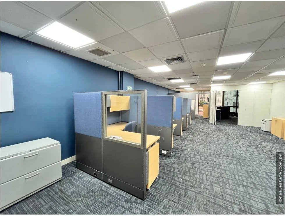 Furnished Office for Rent in Pan American Plaza Building, Calle 50