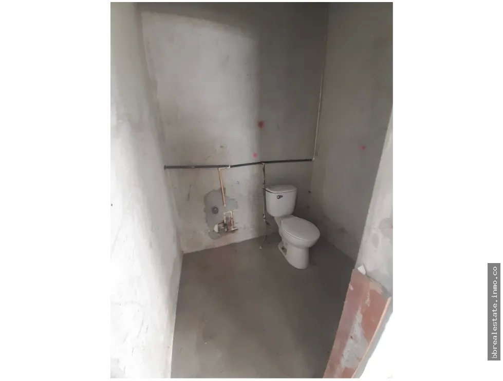 COMMERCIAL SPACE RENTAL AVENUE BALBOA - NEGOTIABLE