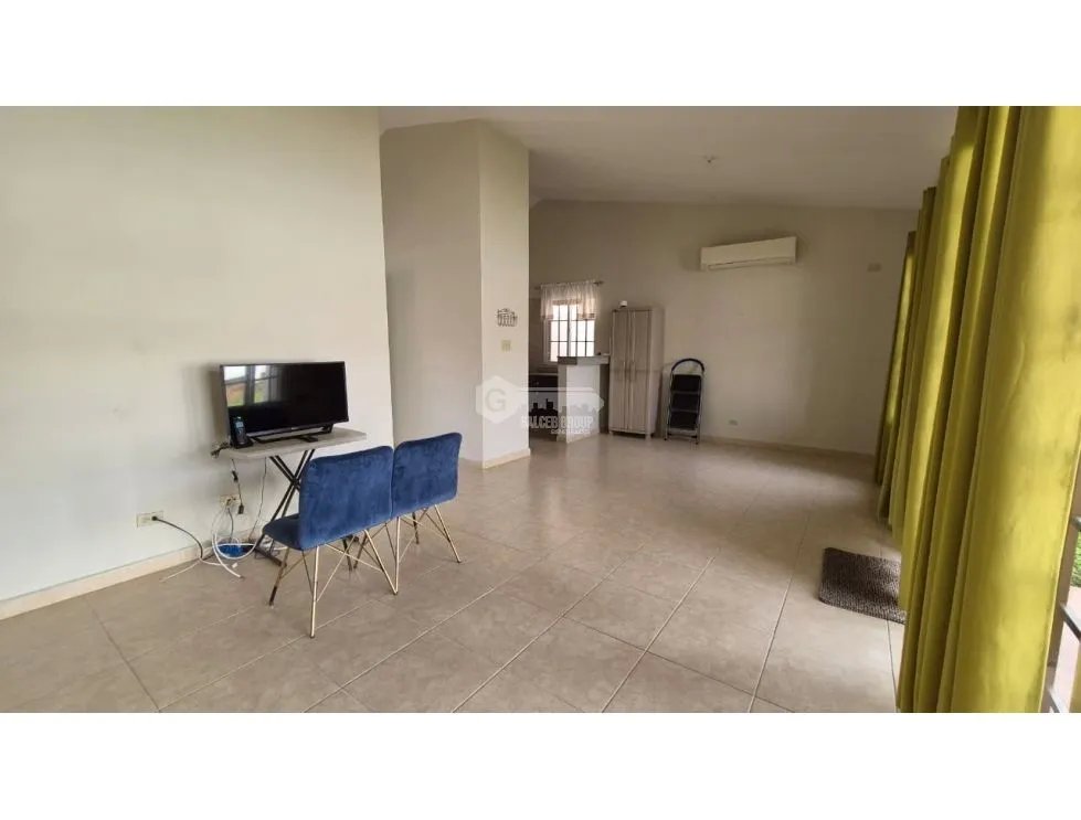 SE VENDE CASA EN LAS ARBOLEDAS 252 M2 CON CANCHAS  DEPORTIVAS