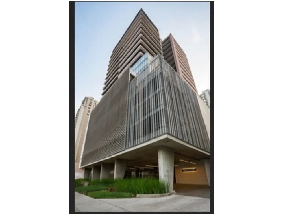 Office Rental with Terrace in Midtown Building, Calle 74