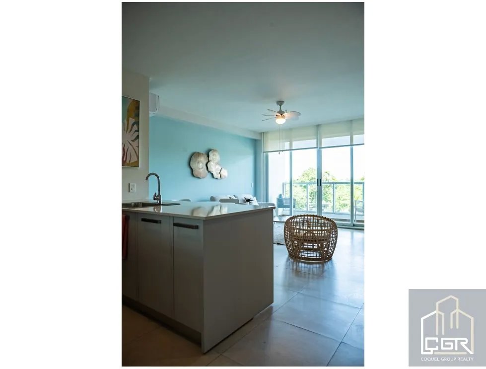 VENTA DE APARTAMENTO EN PH ROYAL PALM PLAYA GORGONA