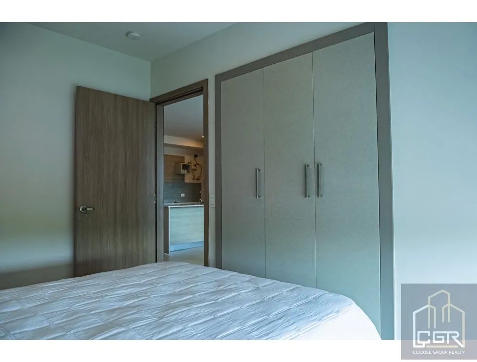 VENTA DE APARTAMENTO EN PH ROYAL PALM PLAYA GORGONA