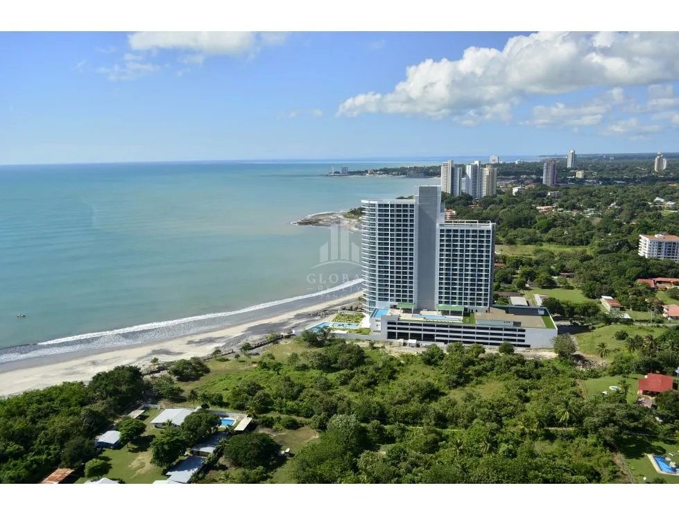 Apartamentos en Venta Royal Palm Playa Gorgona Panamá Oeste