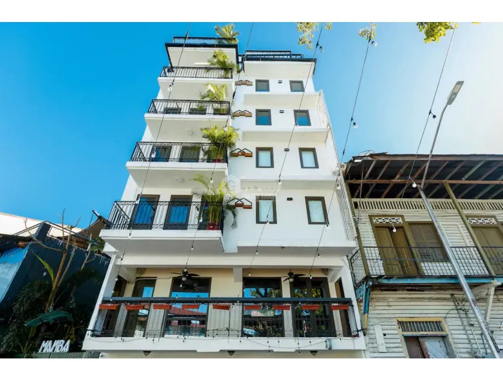 CASCO VIEJO / CASA AMBAR / 33M / 1 ESTUDIO / 1 BAÑO / AMOBLADO