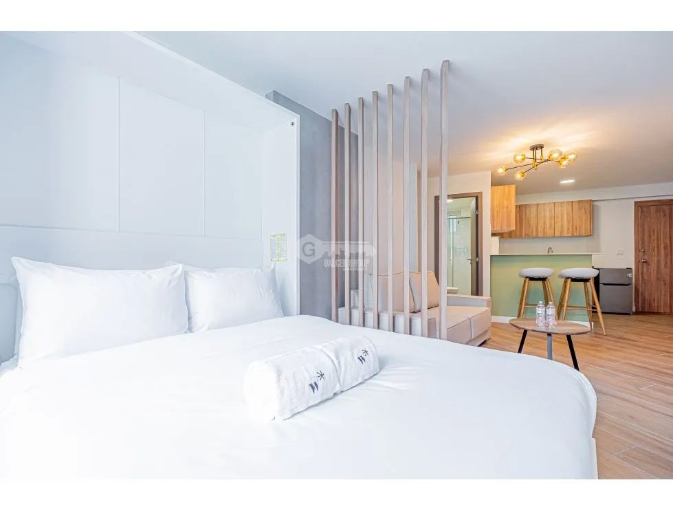 CASCO VIEJO / CASA AMBAR / 35M / 1 ESTUDIO / 1 BAÑO / AMOBLADO