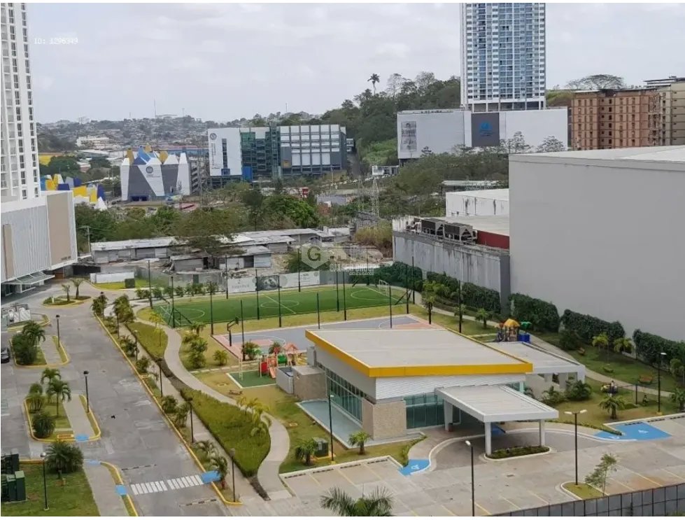SE VENDE APARTAMENTO EN  PH KINGS PARK 131 M2 CON BALCON