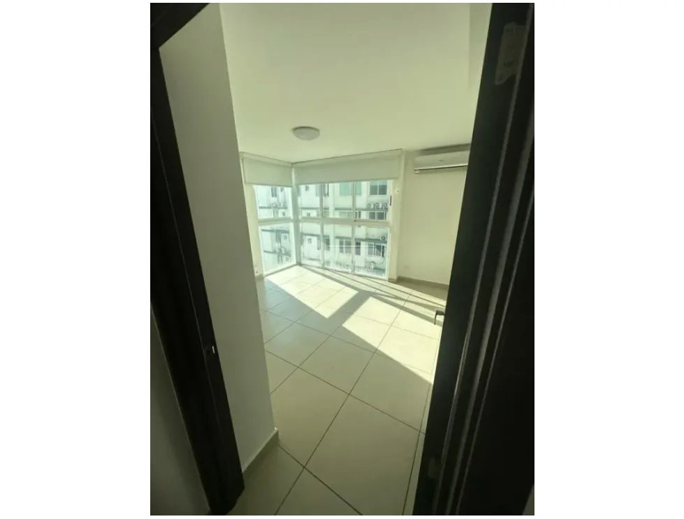 SE VENDE APARTAMENTO EN  PH KINGS PARK 131 M2 CON BALCON