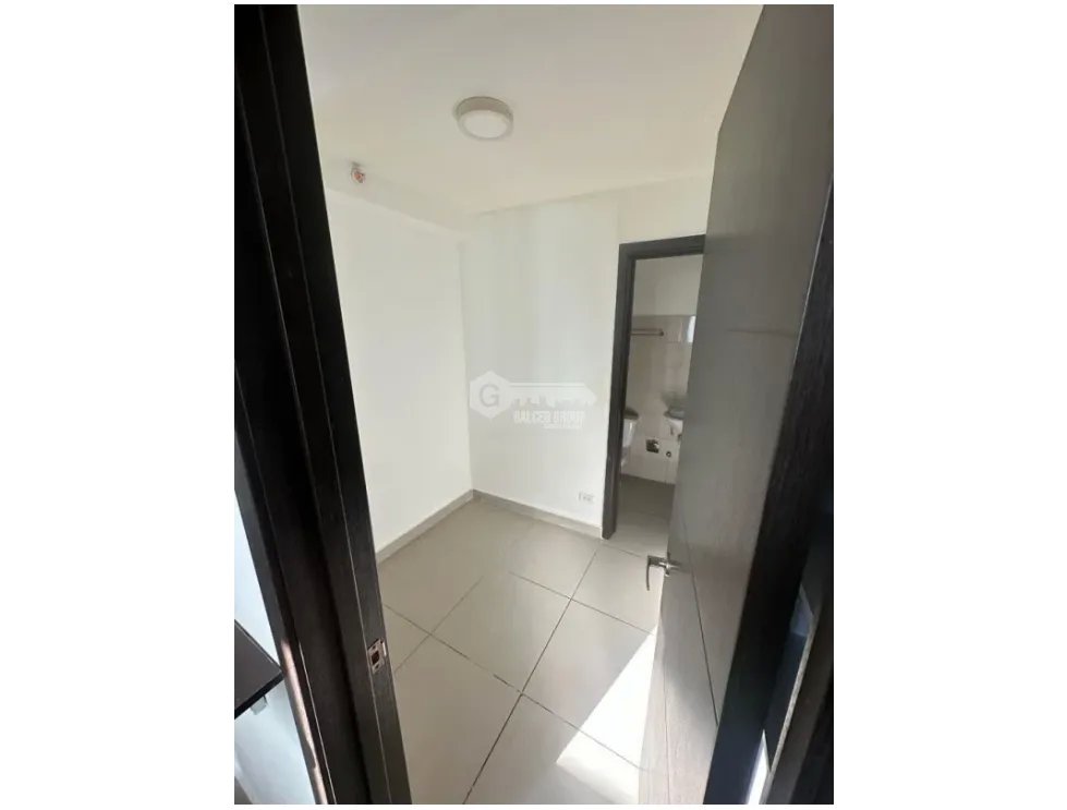 CONDADO DEL REY / PH KINGS PARK / 131 M2 / BALCON / DEPOSITO