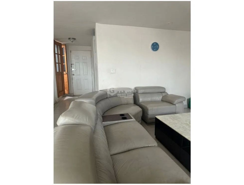 PLAYA DORADA / VISTA AL MAR / 5 HABITACIONES / 200 M2 / 2 NIVELES