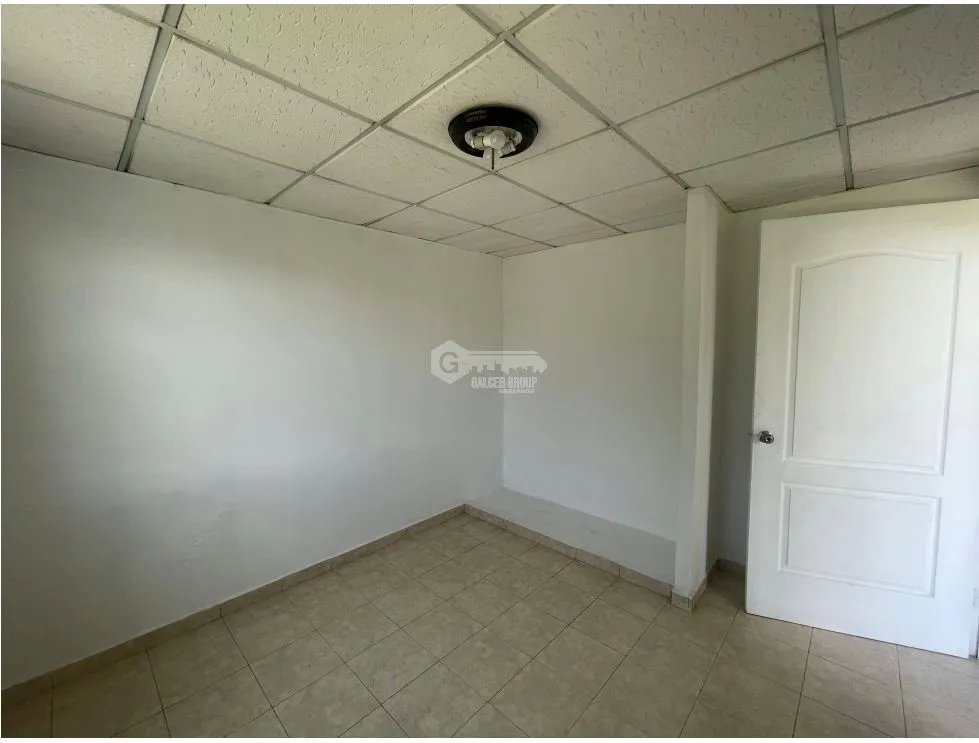 SE VEN CASA EN ARRAIJAN  LA CONSTANCIA 300 M2 AMPLIO PATIO