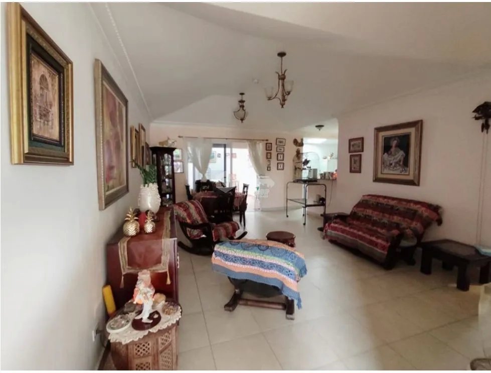 ARRAIJAN / PLAYA DORADA/ URB. ALAMAR / 285M / 4 HABITACION / TERRAZA
