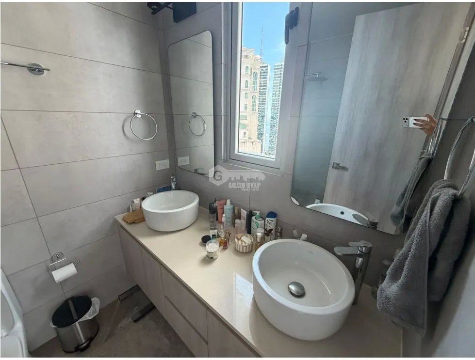 APARTMENT FOR SALE IN BELLA VISTA 205M 3 BEDROOMS AND BALCONY