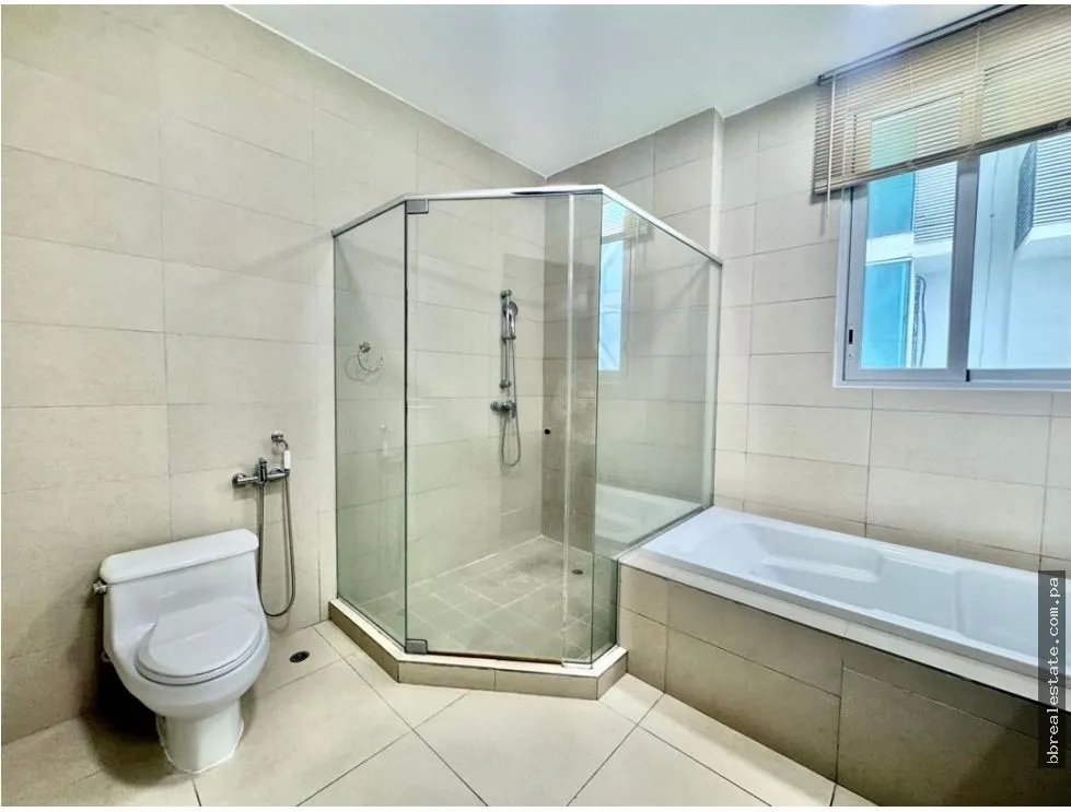 Venta de apartamento en Punta Pacífica, Ph Dupont