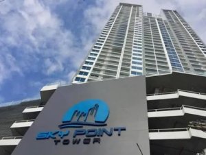 Vista Espectacular y Ubicación Estratégica Apartamento en Sky Point Tumba Muerto