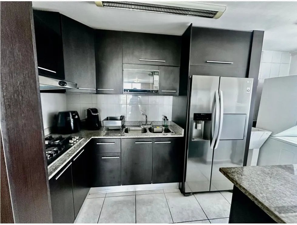 Venta de apartamento en PH Sunshine by the Park, Carrasquilla. YP