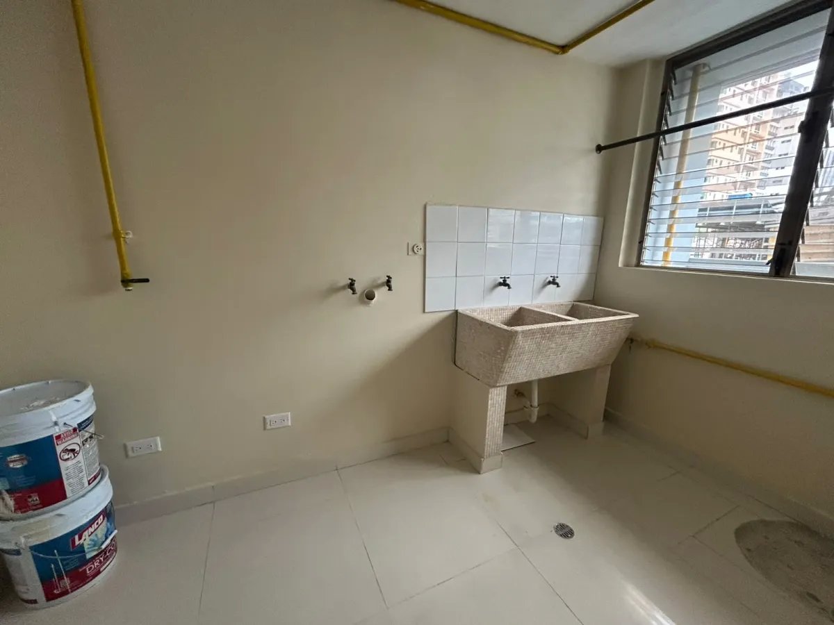 Apartamento en Venta – PH Tower One, Marbella