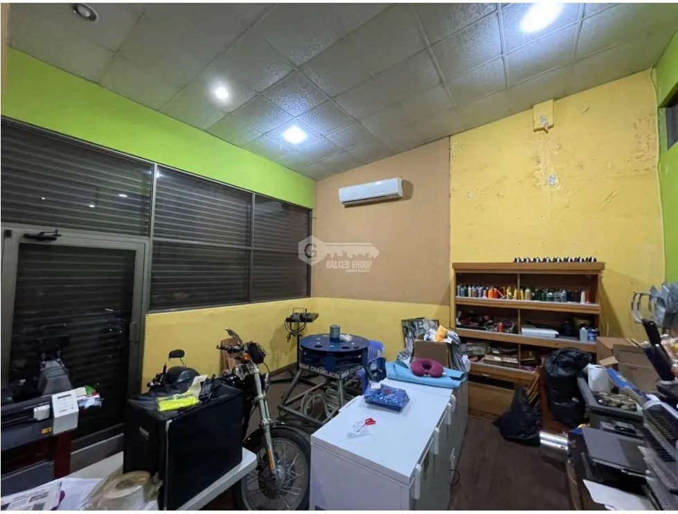 COMMERCIAL SPACE / SAN FRANCISCO / 270 SQ M / GROUND FLOOR / 2 BATHROOMS / PRIVATE OFFICE