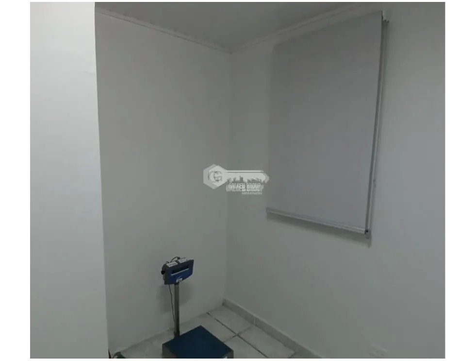 SE ALQUILA APARTAESTUDIO VILLA LUCRE 45M ENTRADA INDEPENDIENTE YG