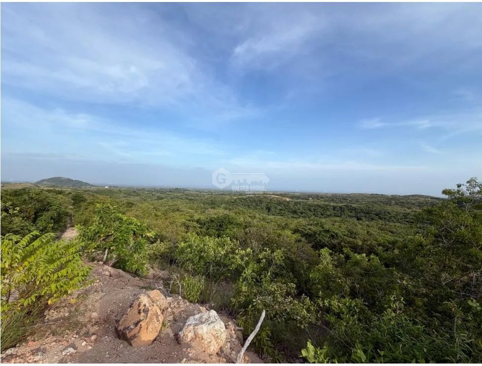 SE VENDE TERRENO SAN CARLOS 5,000M AMPLIO Y CON VISTA AL MAR