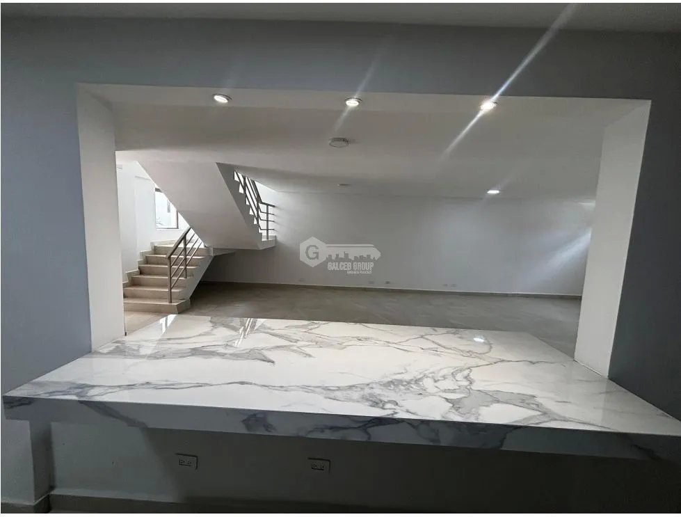 SAN FRANCISCO / FLAMINGO / 240M / 4 HABITACION / TERRAZA / 2 NIVELES