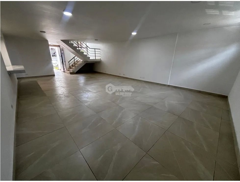 SAN FRANCISCO / FLAMINGO / 240M / 4 BEDROOMS / TERRACE / 2 LEVELS