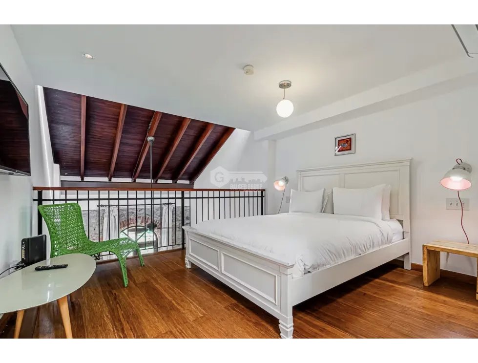 SE VENDE APARTAMENTO CASCO VIEJO 114M 1 HABITACION BALCON LOFT