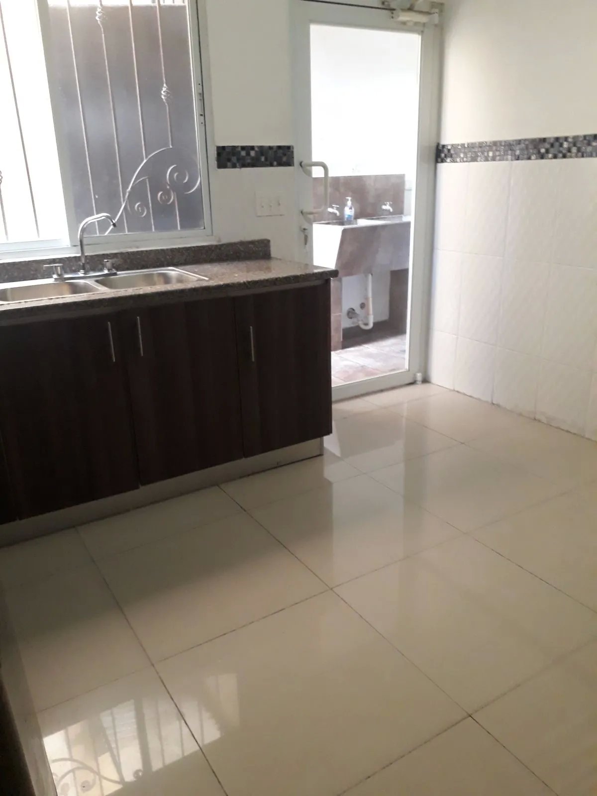 Duplex For Sale in El Doral