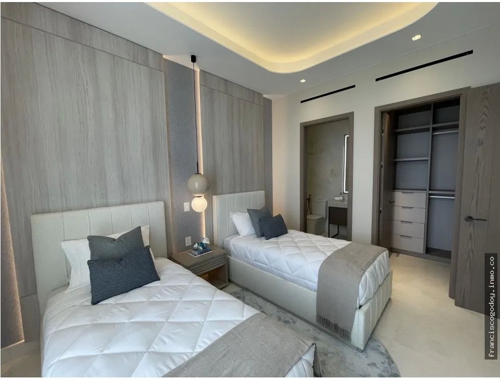 APARTMENT FOR SALE SANTA MARIA - USD 1,027,000