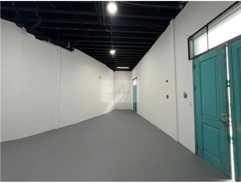 ALQUILER DE LOCAL COMERCIAL | PH FLOR DE LIRIO, CASCO ANTIGUO