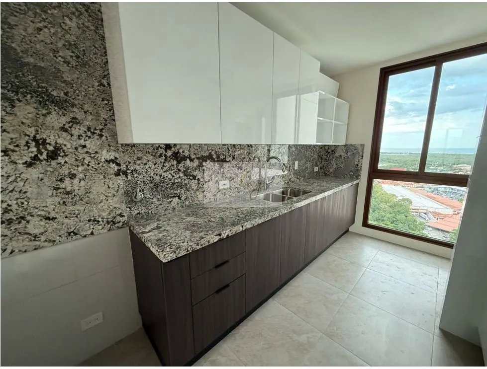 APARTMENT RENTAL AT THE COLONIAL – SANTA MARÍA, COSTA DEL ESTE