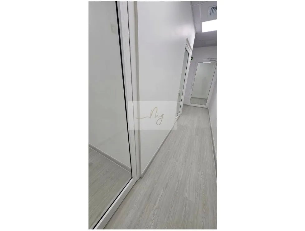 Venta de Consultorio en Torre Palmeras, Costa del Este