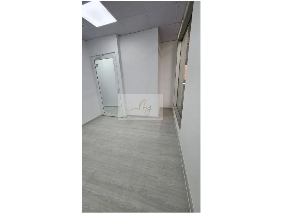 Venta de Consultorio en Torre Palmeras, Costa del Este