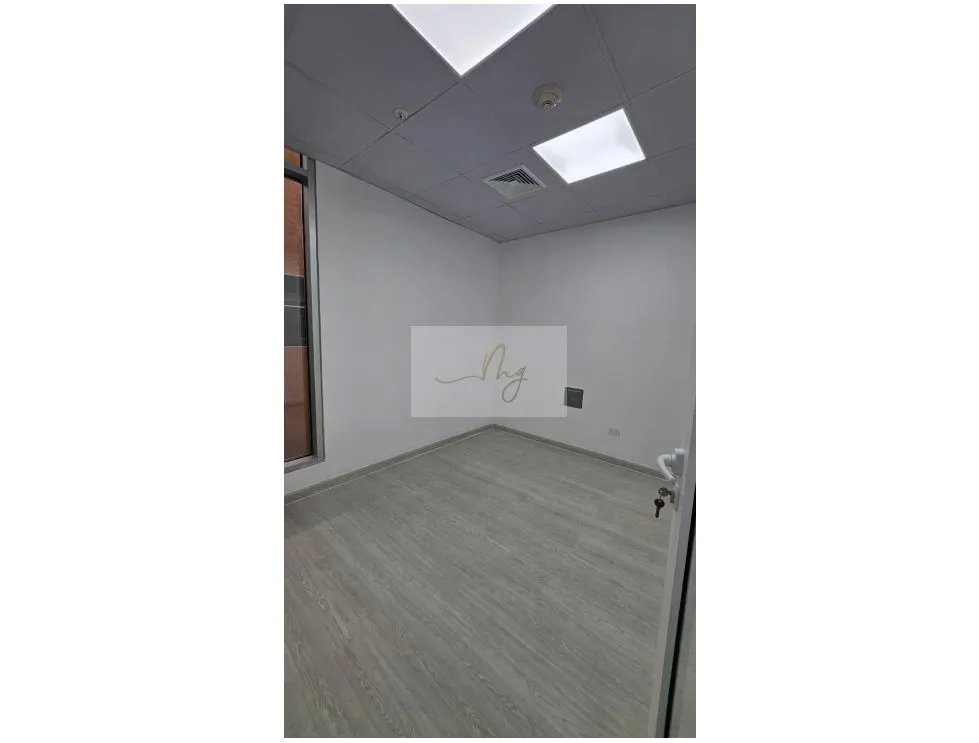 Venta de Consultorio en Torre Palmeras, Costa del Este