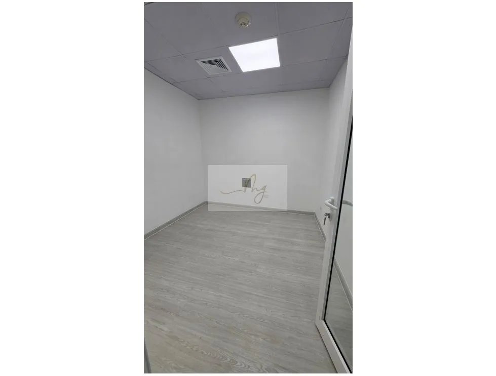 Venta de Consultorio en Torre Palmeras, Costa del Este