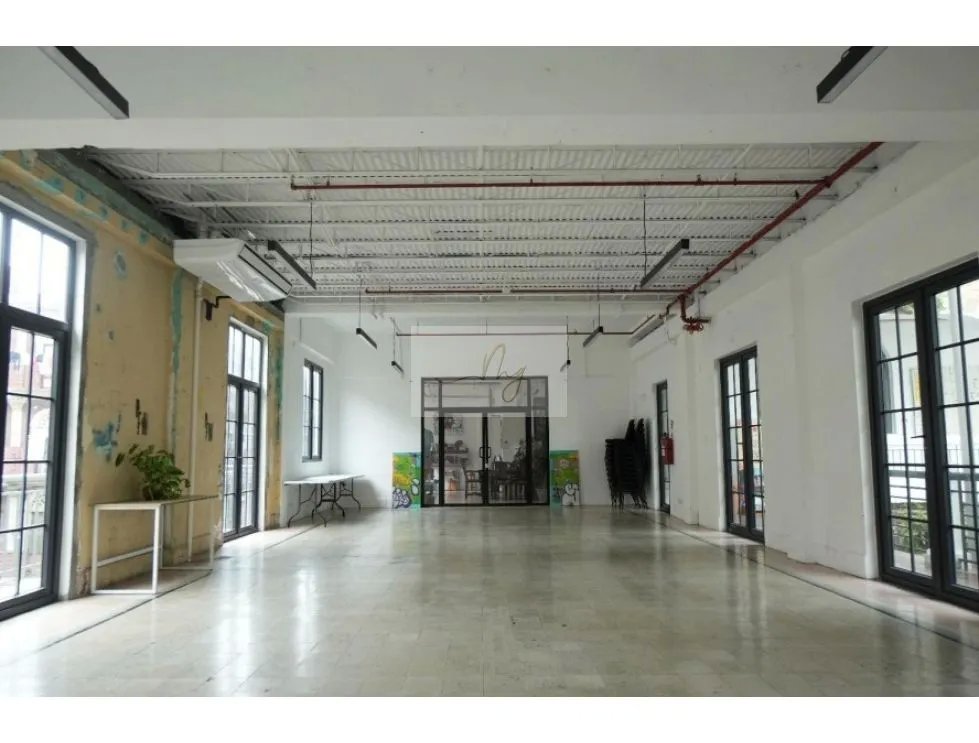 SALE – LA MANZANA, SANTA ANA