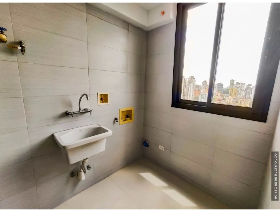 ALQUILER DE APARTAMENTO EN PH CARRERAS TOWER – EL CANGREJO